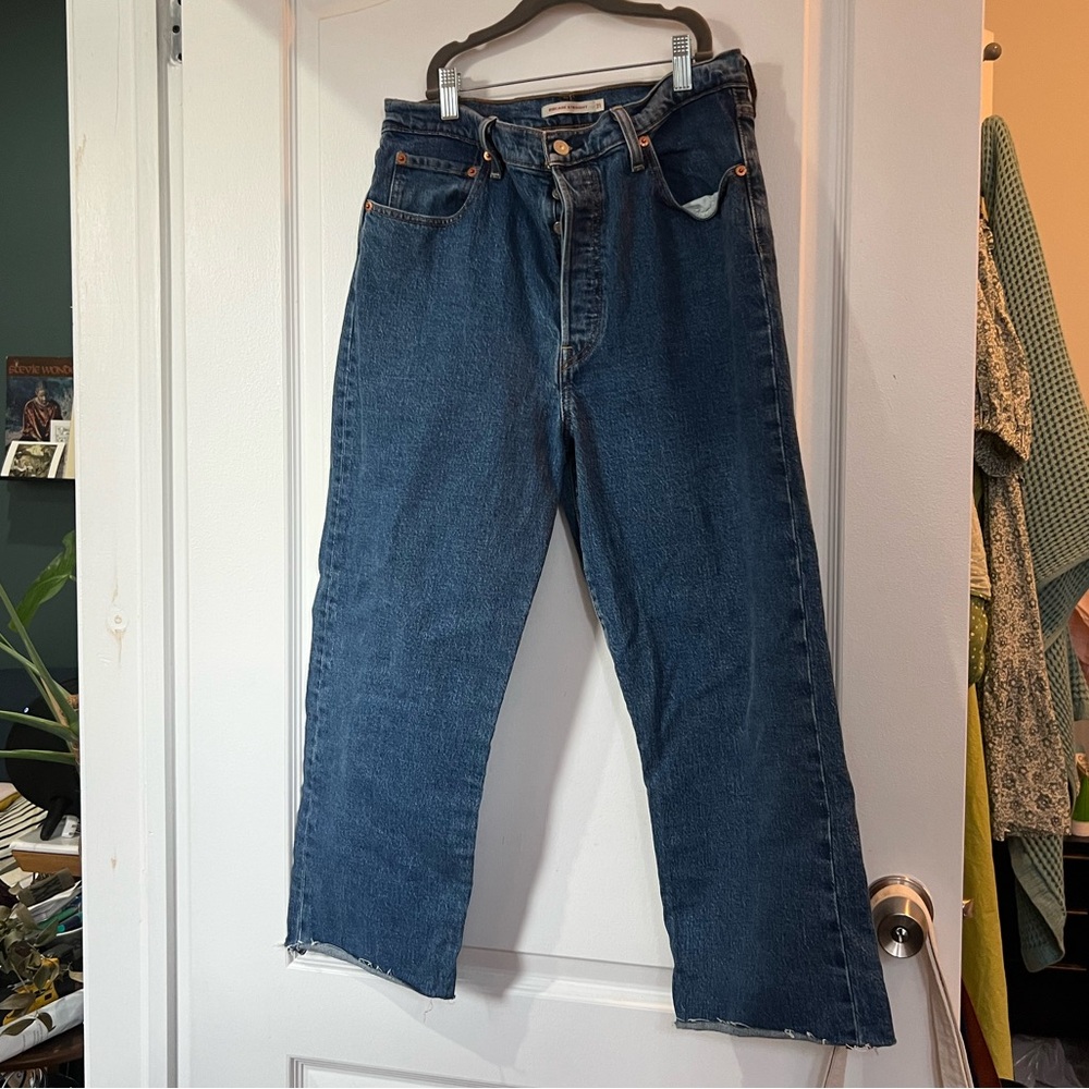 Levi’s Ribcage Straight Jean
